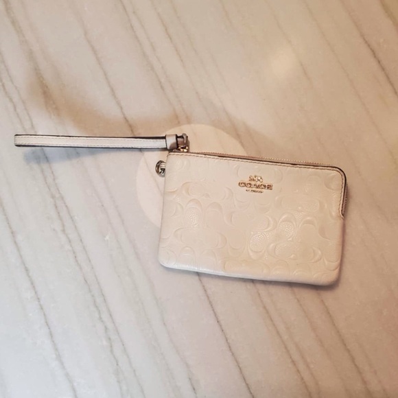 Coach Corner Zip Signature Embossed Wristlet Cream with Gold-tone Hardware - Picture 1 of 11